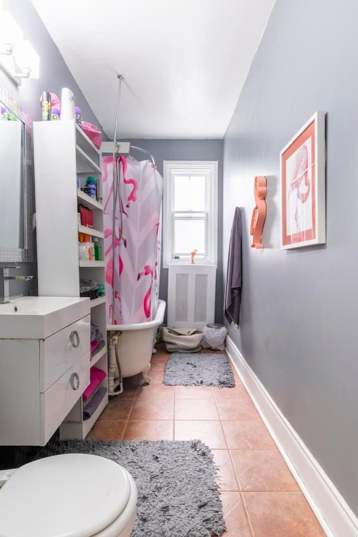 Apartamento Great Location Large Kings Downtown Montreal
